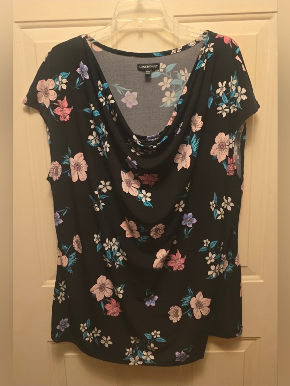 Lane Bryant Short Sleeve Floral Cowl Neck Blouse Size 18/20